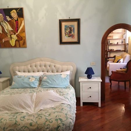 ローマA Casa Di Zia Lolaアパートメント エクステリア 写真