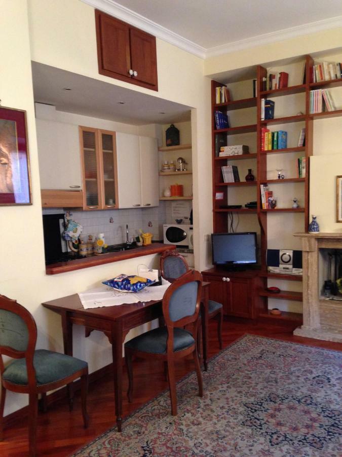 ローマA Casa Di Zia Lolaアパートメント エクステリア 写真